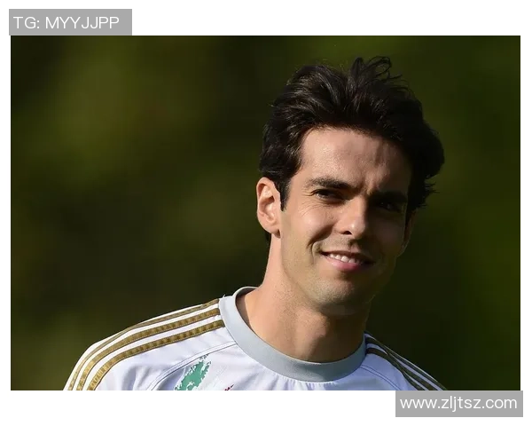 足球明星摆件卡卡的魅力与收藏价值解析让你领略足球艺术的独特风采