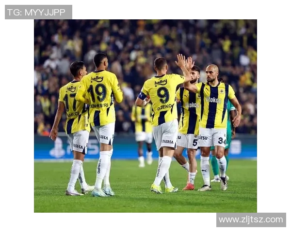 足球明星挑战极限穿上最丑鞋子展现独特风格与个性