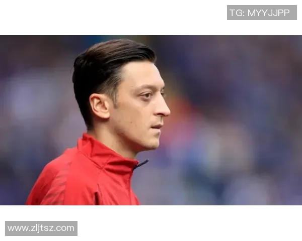 足球明星的素描头像艺术魅力与个性展现的完美结合 足球明星的素描头像艺术魅力与个性展现的完美结合