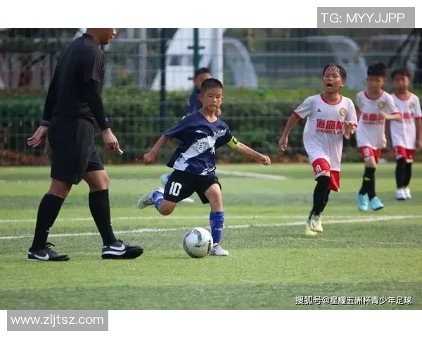 足球明星积极倡导社会责任展现榜样力量推动青少年健康成长