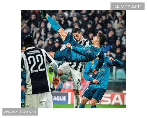 足球明星绝招揭秘：从梅西的过人技巧到C罗的射门艺术解析